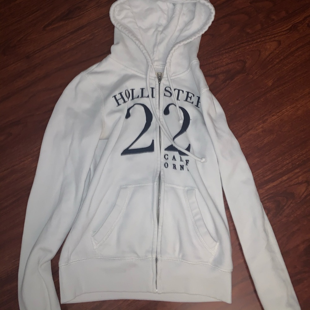 Zip-up jacket